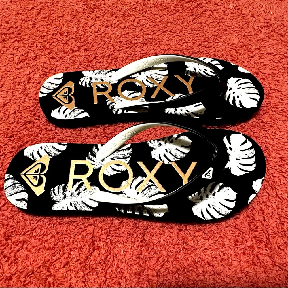 New - Roxy Sandals